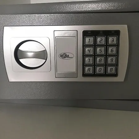 Fewo-kapitaen-james-cook-olpenitz-e-ladesaeule-allergiker-wasserbett דירה אולפניץ